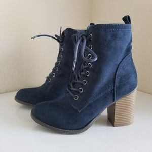 Lace up Navy Boots